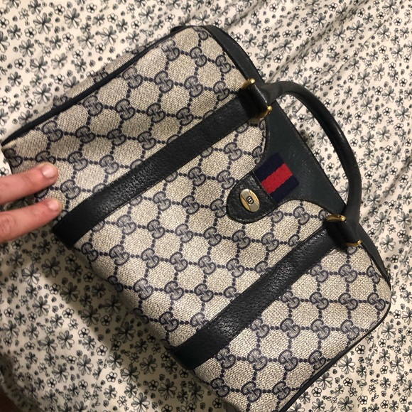 Gucci purse - Picture 2 of 6